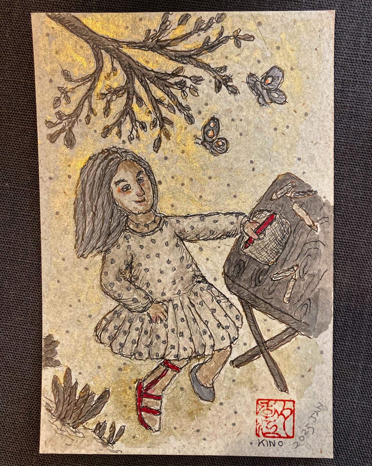 装具と、利き手じゃない方の手で絵を描く私